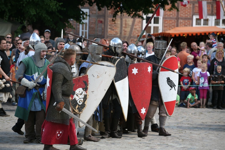 Burg-Stargard_20130811-141157_8075.jpg