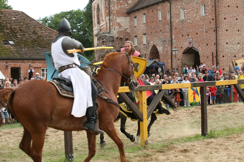 Burg-Stargard_20130811-163812_8432.jpg